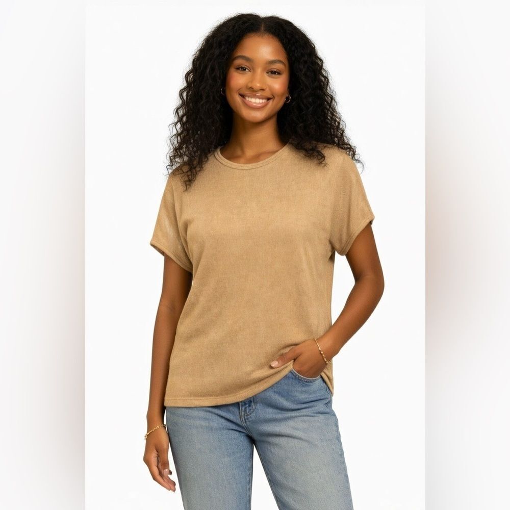 VINTAGE Jaclyn Smith Silky Knit Sweater Women's L Gold Short Sleeve Made…